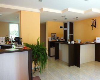 Motivi Hotel - Saints Constantine and Helena - Recepce