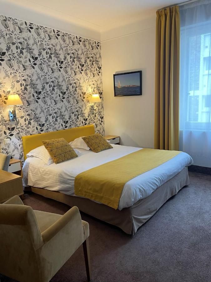 Hotel Ajoncs d'Or thumbnail 3
