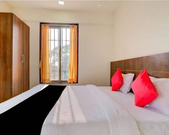 Hotel Rio Inn - Trimbak - Habitación