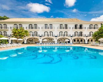 San Raphael Country Hotel - Itu - Zwembad