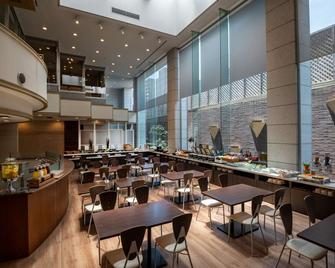 آرت هوتل ميازاكي سكاي تاور - ميازاكي - مطعم