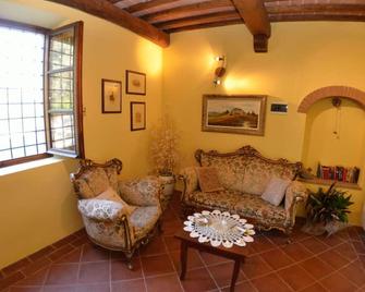 Ferienhaus Mit Privatpool Fuer 5 Persone - San Gennaro - Sala de estar