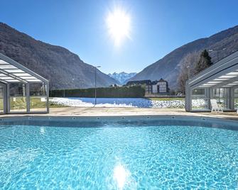 Village Club Les Balcons des Pyrénées - Saint-Mamet - Piscine