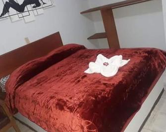 Hotel Y Restaurante Los Cambulos - Manizales - Bedroom