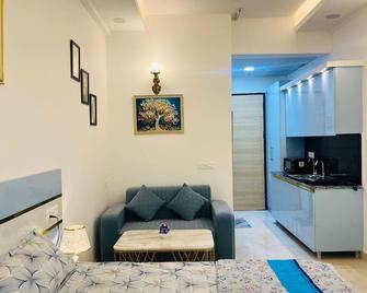 Kashu Studio Apartments - Greater Noida