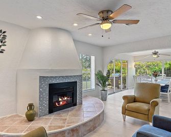 Paradise Palace 4 Bedroom Home by RedAwning - Sarasota - Lobby