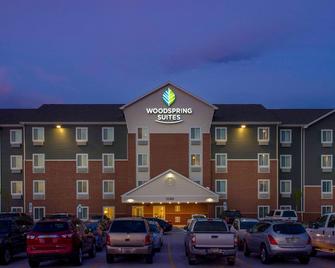 Woodspring Suites Fargo - Fargo - Bygning