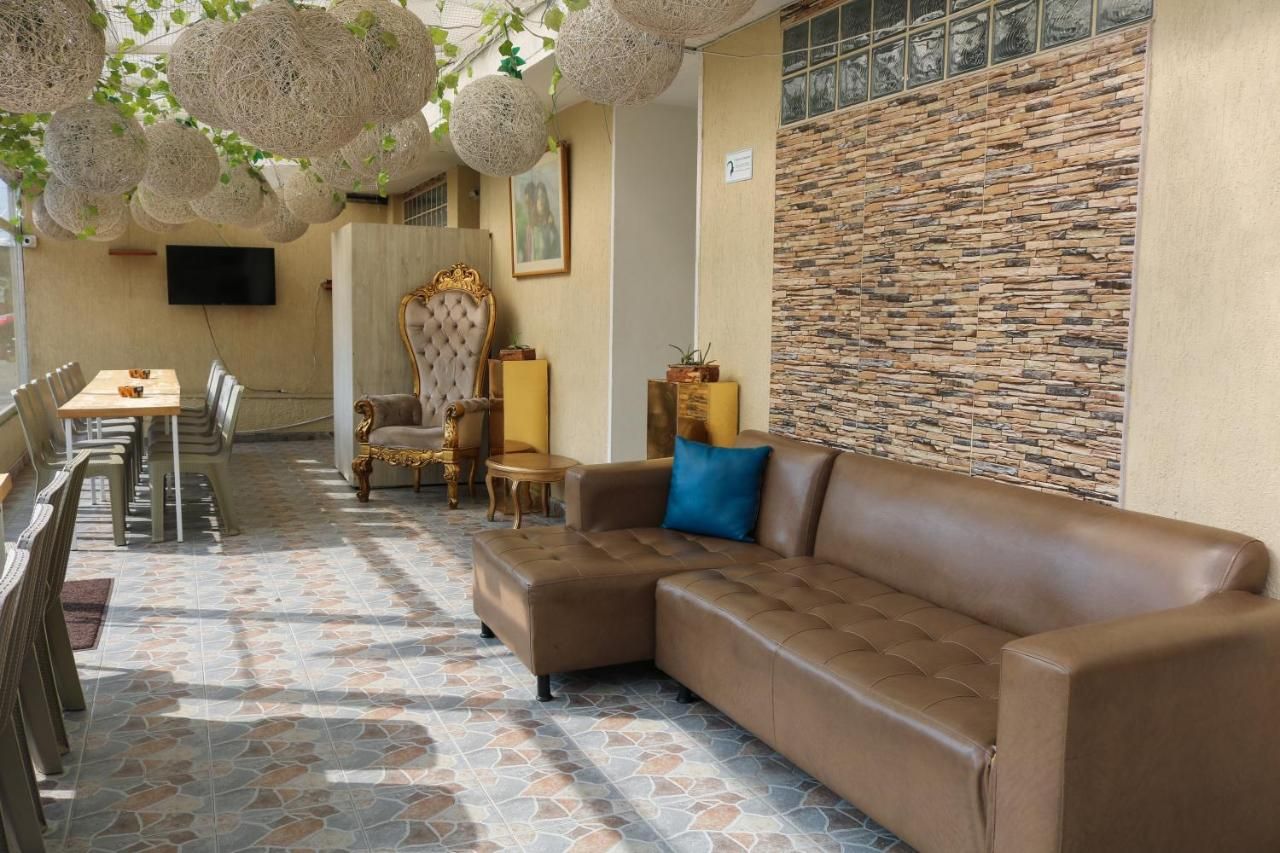 Hotel Casa Botero 304 thumbnail 2