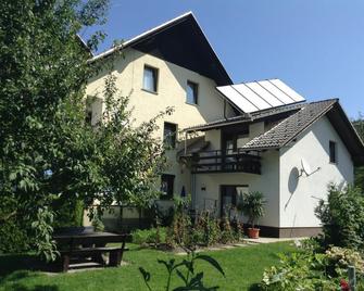 Apartments Pod Rodico - Bohinjska Bistrica - Gebäude