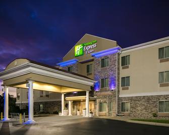 Holiday Inn Express & Suites Clinton - Clinton - Building