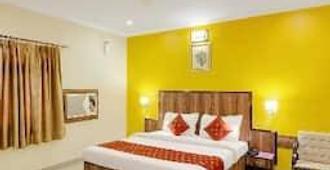 Di Di Hotel Alambagh - Lucknow - Habitación