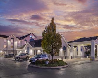 Best Western Port Columbus - Columbus - Edificio