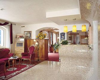 Hotel Olympia - Molveno - Resepsjon