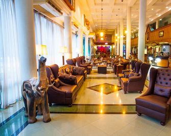 NH Elegant Hotel - Sakon Nakhon - Lounge