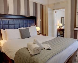 Best Western Stoke on Trent City Centre Hotel - Stoke-on-Trent - Bedroom