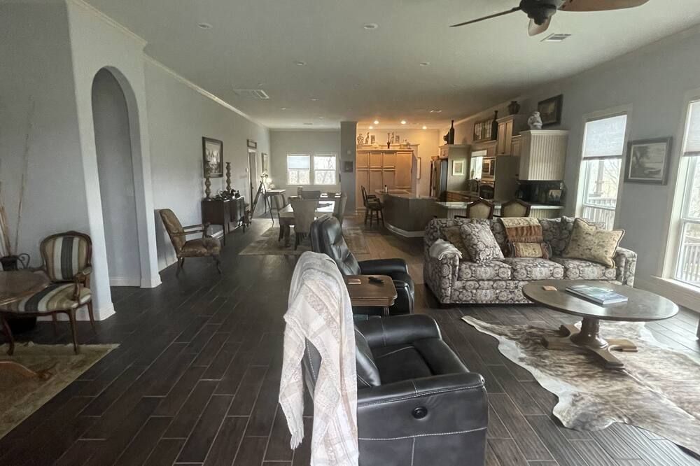 Beautiful Barndominium that makes you feel right at home