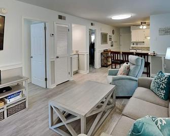The Spa 1219 - Hilton Head Island - Living room