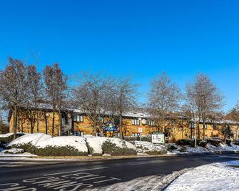 دايز إن باي ويندام لندن ستانستيد أيربورت - بيشوبس ستورتفورد - مبنى