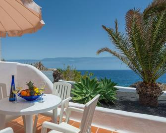 Reyes Natur - Charco del Palo - Balkon