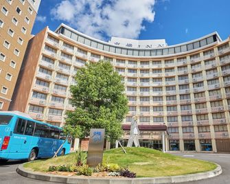 Toyoko Inn Narita Airport Honkan - Narita - Gebäude