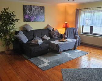 Ferienwohnung Wilke - Zirchow - Wohnzimmer