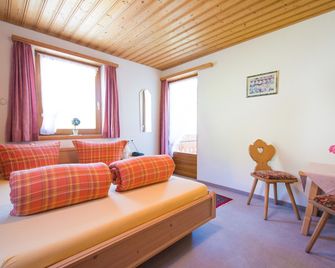 Hotel Cuntera - Medel