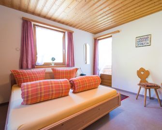 Hotel Cuntera - Medel