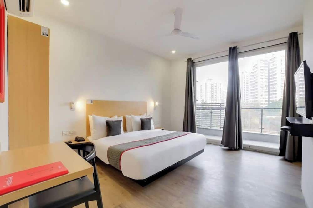 Flora Residency thumbnail 2