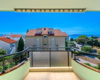 Studio Apartments Apolonia - Novalja - Balcony