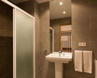 Iraipe Pamplona Hostal Auto Check-In - Pampelune - Salle de bain