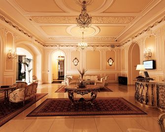 جراند هوتل كونتيننتال بوكوريستي - بوخارست - ردهة