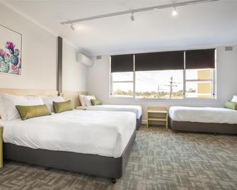 Nightcap at Hume Hotel - Liverpool - Bedroom