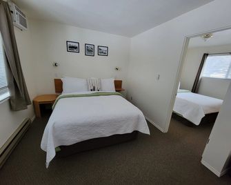 Mountain Springs Motel - Radium Hot Springs