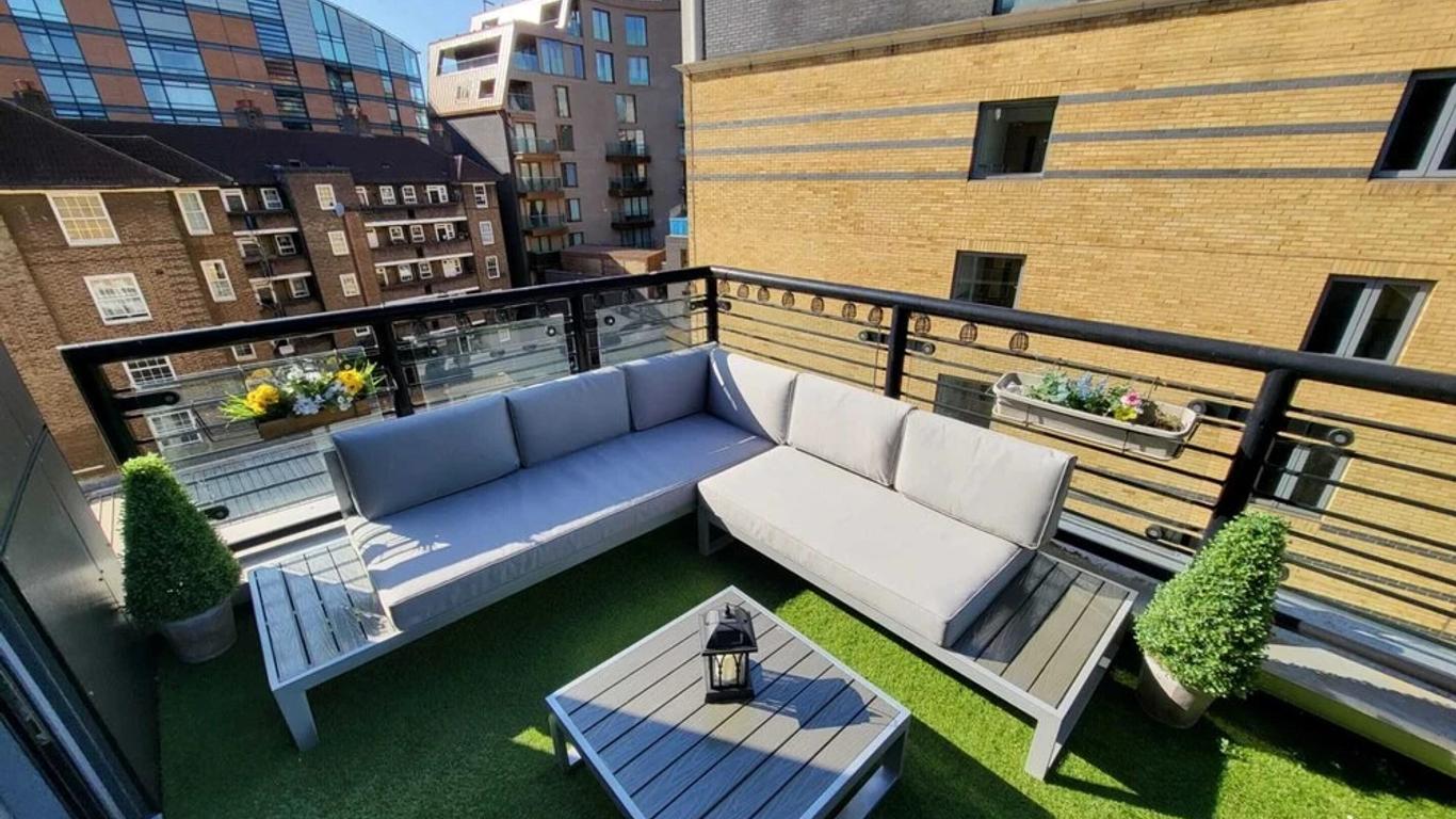 Bright 2 Bedroom Flat in Lambeth With Balcony