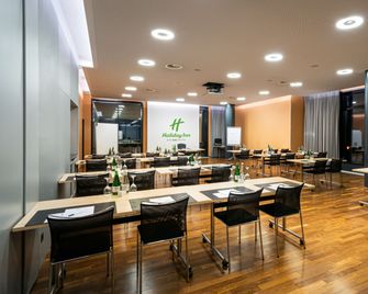 홀리데이 인 취리히 - 메세 바이 IHG - 취리히 - 레스토랑