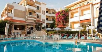 Kassandra Apartments - Ialysos - Pool