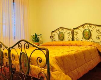 B&B Il Casale di Nanni - Lucca - Bedroom