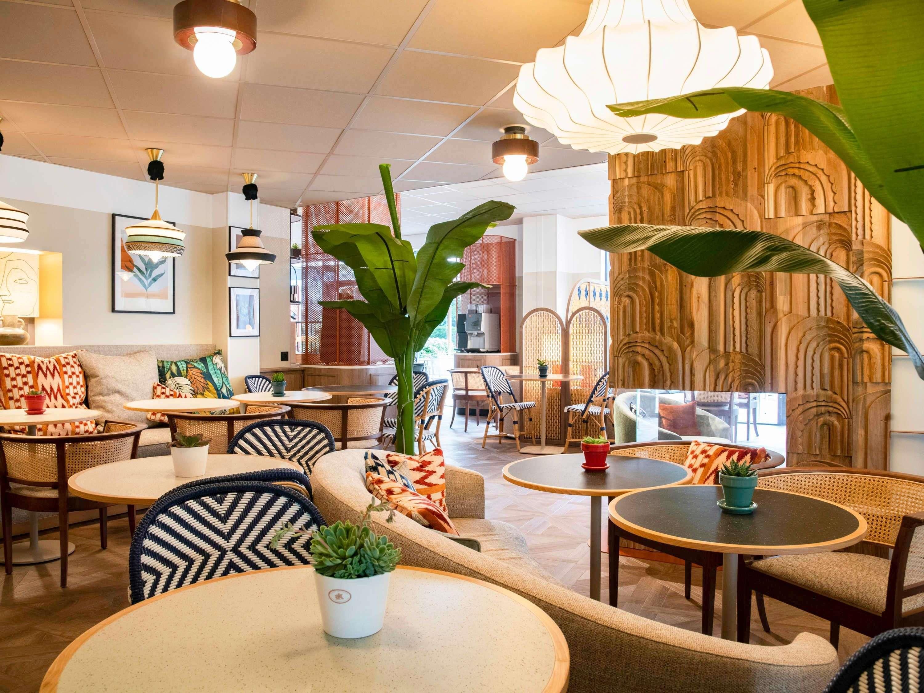 Novotel Suites Nice Airport - ניס - בר