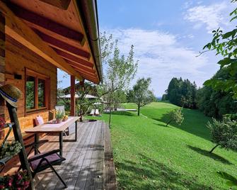 Chalet Ochkazl für 1-3 Personen (46qm) - Bernau am Chiemsee - Patio