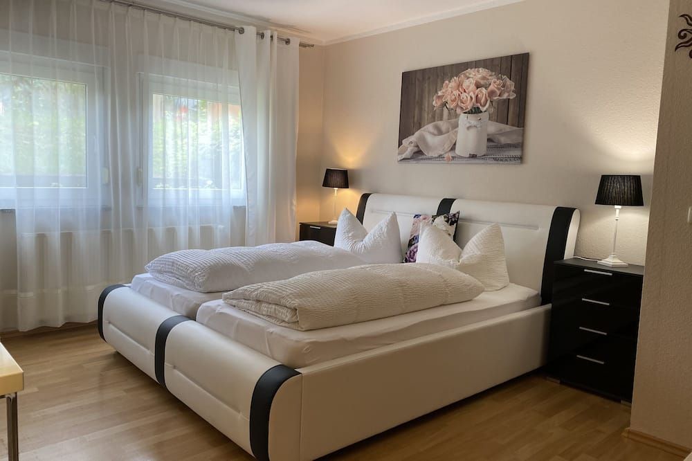 Apartments und Zimmer Gästehaus Matthias - דרזדן - חדר שינה