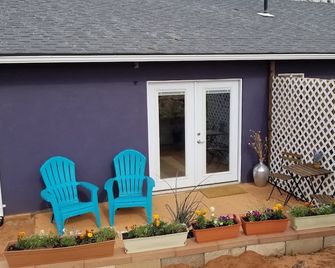 The Bus Stop Inn 2 Brand New! Great Views! - Kanab - Patio