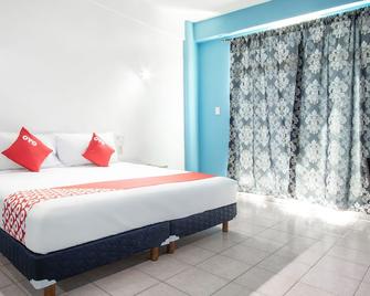 OYO Hotel Estacion,josé Cardel,parque Central Revolución - Cardel - Habitación