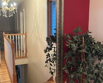 Cool place with AC in vibrant Queens - Queens - Aufgang
