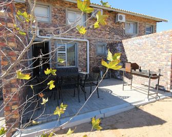 Clanwilliam Accommodation - Clanwilliam - Innenhof