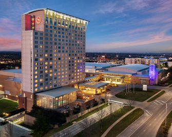 Sheraton Overland Park Hotel at the Convention Center - Overland Park - Building