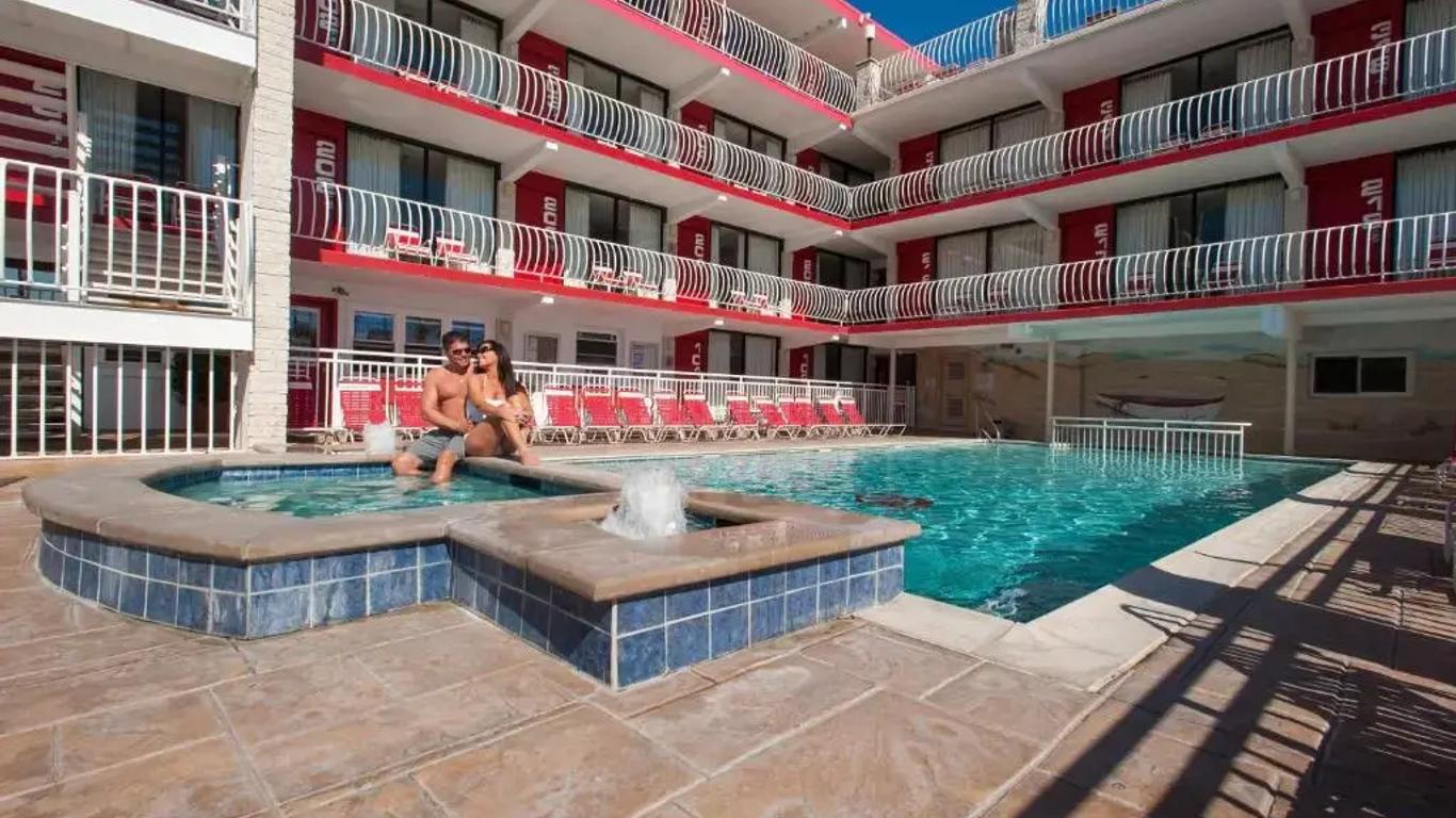 Matador Oceanfront Resort