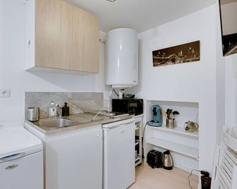 La Bridole - Vitré - Kitchen