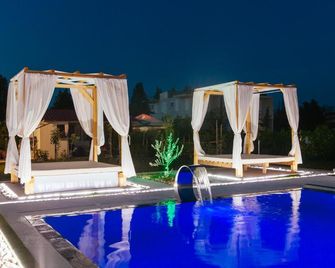 Apartments Paradise - Ulcinj - Piscina