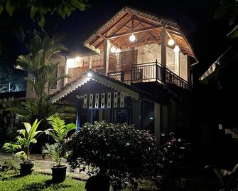 Villa U-Soori - Hikkaduwa - Building
