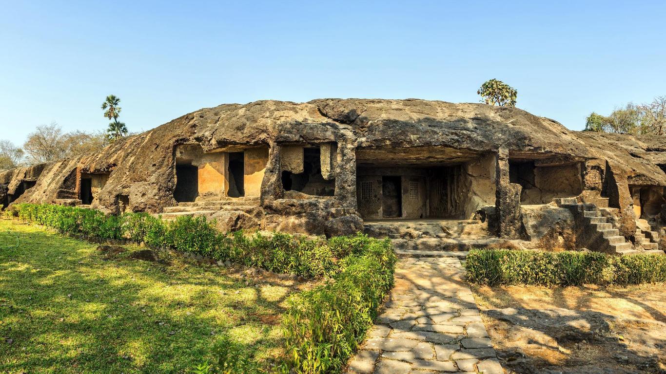 OYO 19918 Hotel Mantra Residency